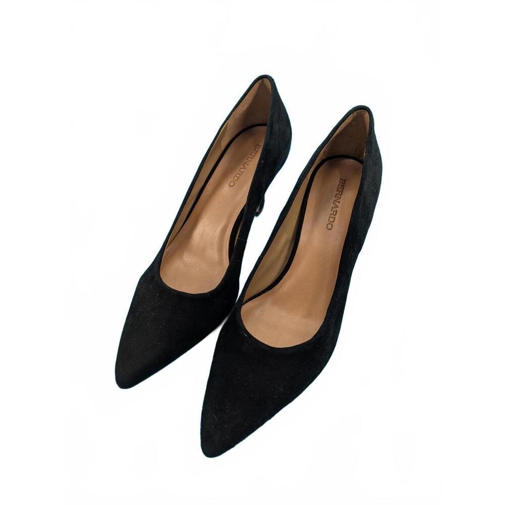 BERNARDO Faryn Black‎ Suede Pointed Toe Pump NWOB 9.5